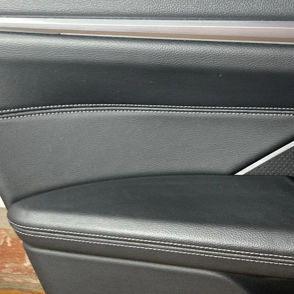 BMW I4 DOOR PANEL LEFT FRONT 2023 OEM